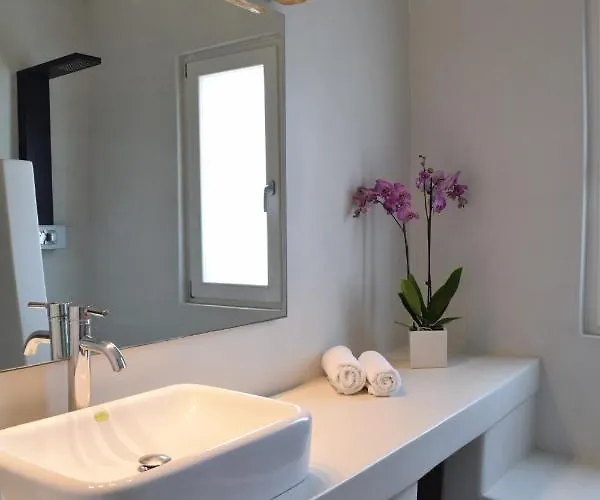 Eight Senses Aparthotel